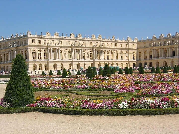 13 Versailles gardens.jpg